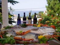 RESTORAN 4 FERALA, STARIGRAD PAKLENICA