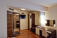 HOTEL I RESTORAN DEGENIJA***, RAKOVICA