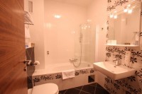 HOTEL I RESTORAN DEGENIJA***, RAKOVICA
