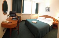 HOTEL CENTRAL***