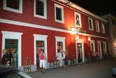 CARPYMORE PUB, BIOGRAD NA MORU