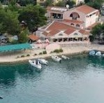 PANSION ZLATNA RIBICA, BRODARICA