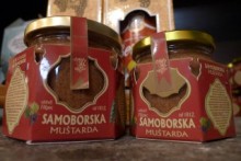 MUŠTARDA